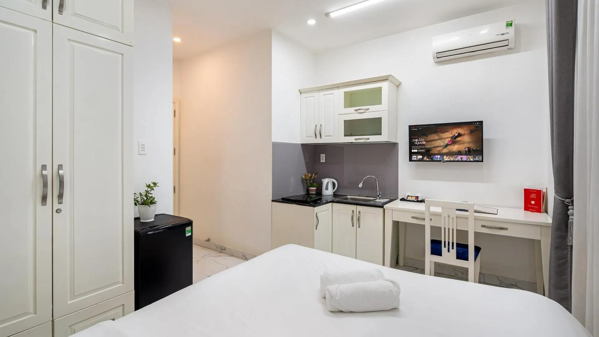 Lotus Hotel Nguyen Phi Khanh Q1 Ho Chi Minh City Vietnam