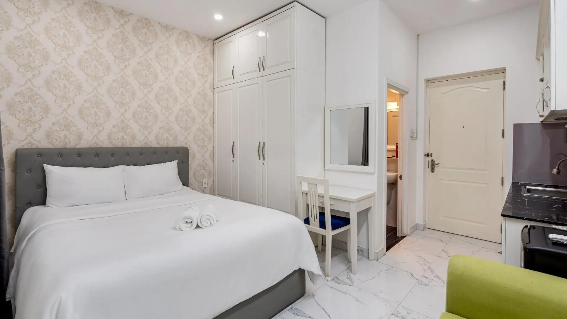 ****  Lotus Hotel Nguyen Phi Khanh Q1 Ho Chi Minh City Vietnam